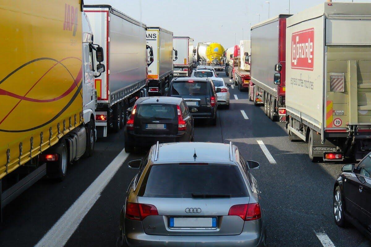A4 traffico: sarà un weekend di fuoco, da bollino rosso - 