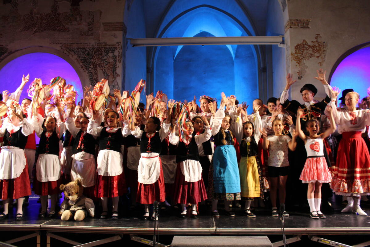 PRESENTATO, A UDINE, IL FESTIVAL MONDIALE DEL FOLCLORE GIOVANILE - 