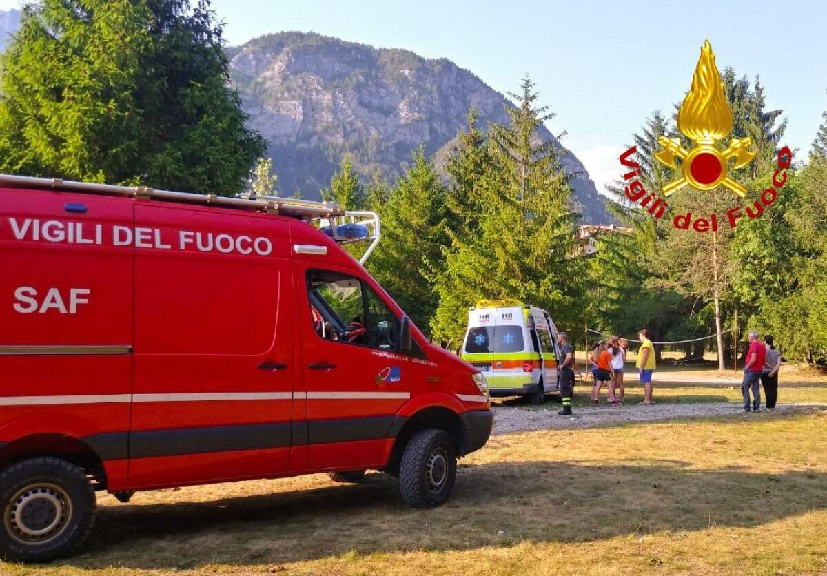 Barcis e Claut: due 20enni in difficoltà nel lago e un 14enne cade dalla casa vacanze - 
