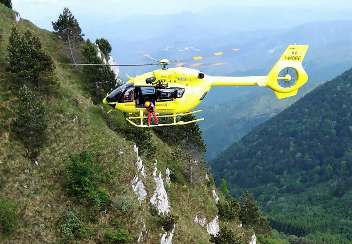 Gemona del Friuli: escursionista austriaco precipita sul Chiampon - 