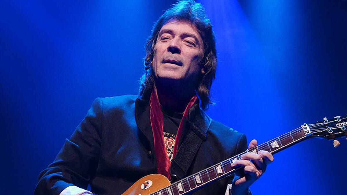 STEVE HACKETT si esibisce al PN BLUESFESTIVAL e riceve il sigillo della città - 