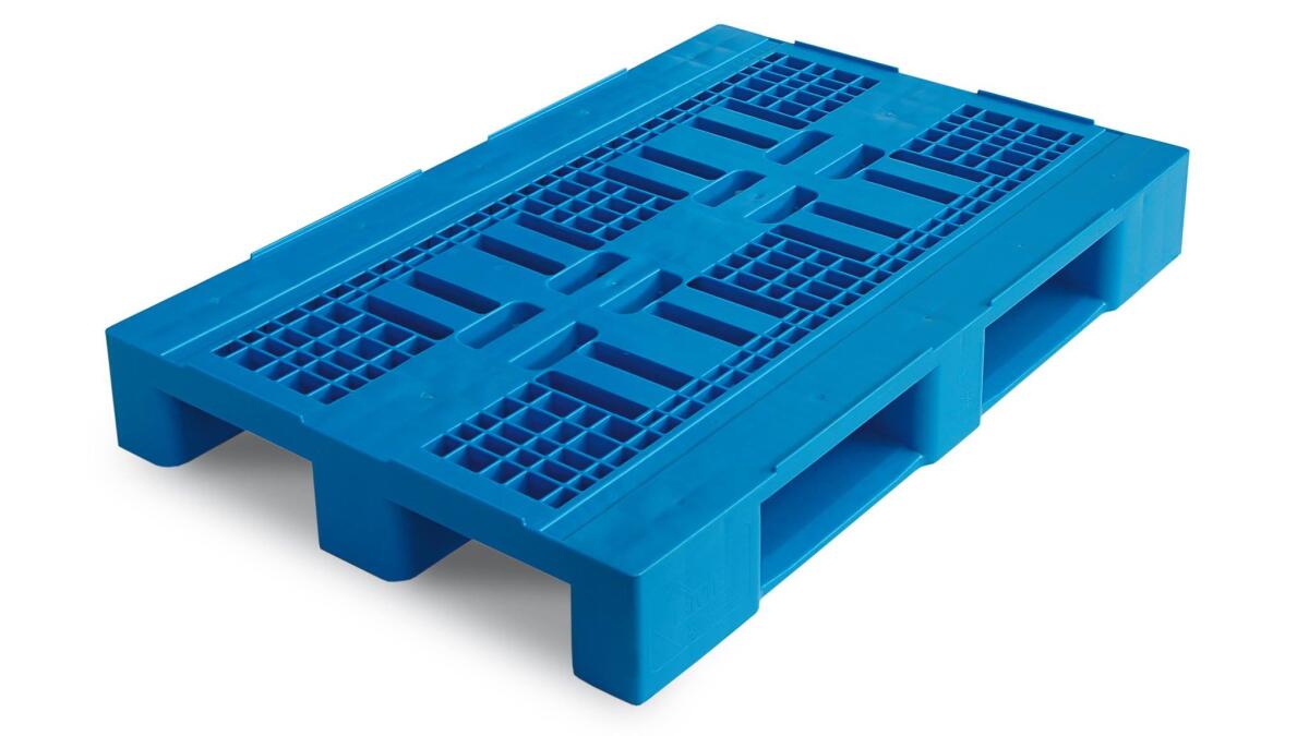 Ora i rifiuti di plastica  diventano bancali: l'idea in Friuli, ma acquistata dalla Cina - 