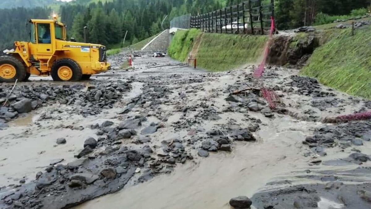 Nubifragio nel bellunese: frane, grandinate e strade chiuse - 