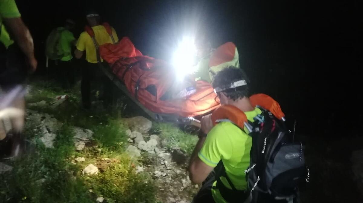 Due interventi di soccorso: ad Ampezzo scivola per 30 metri sui monti, a Paularo 19enne si ferisce a 2000 metri - 