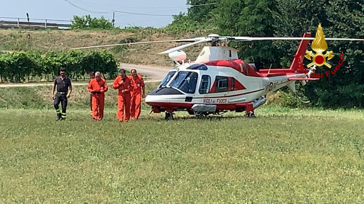 Scompare da casa, 55enne ritrovato dopo due giorni dai vigili del fuoco - 