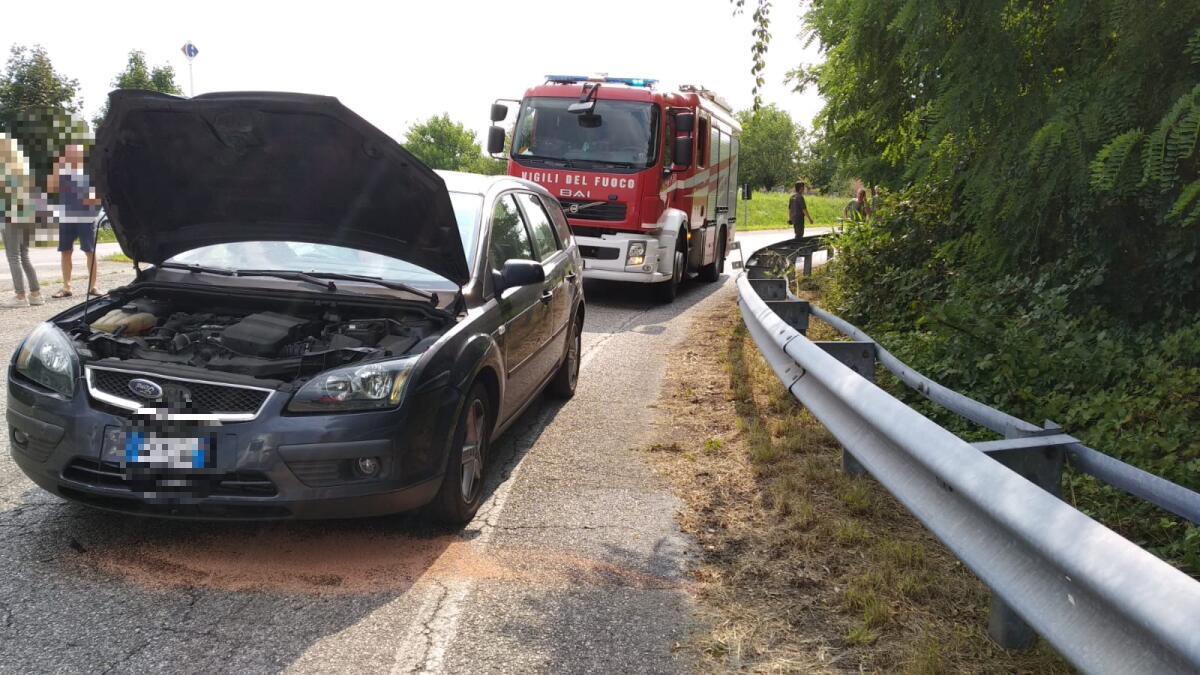 Incidente a Tavagnacco: scontro frontale tra due auto - 