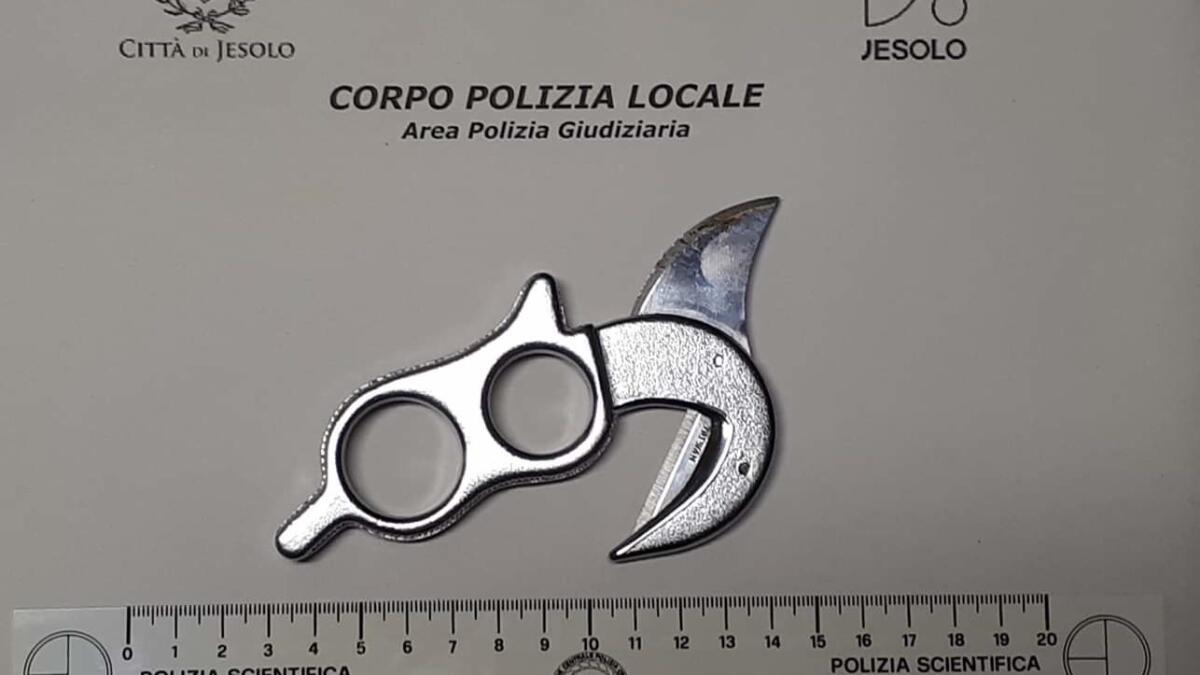 Jesolo, pronti a rubare nelle auto in sosta: sorpresi dalla Polizia - 