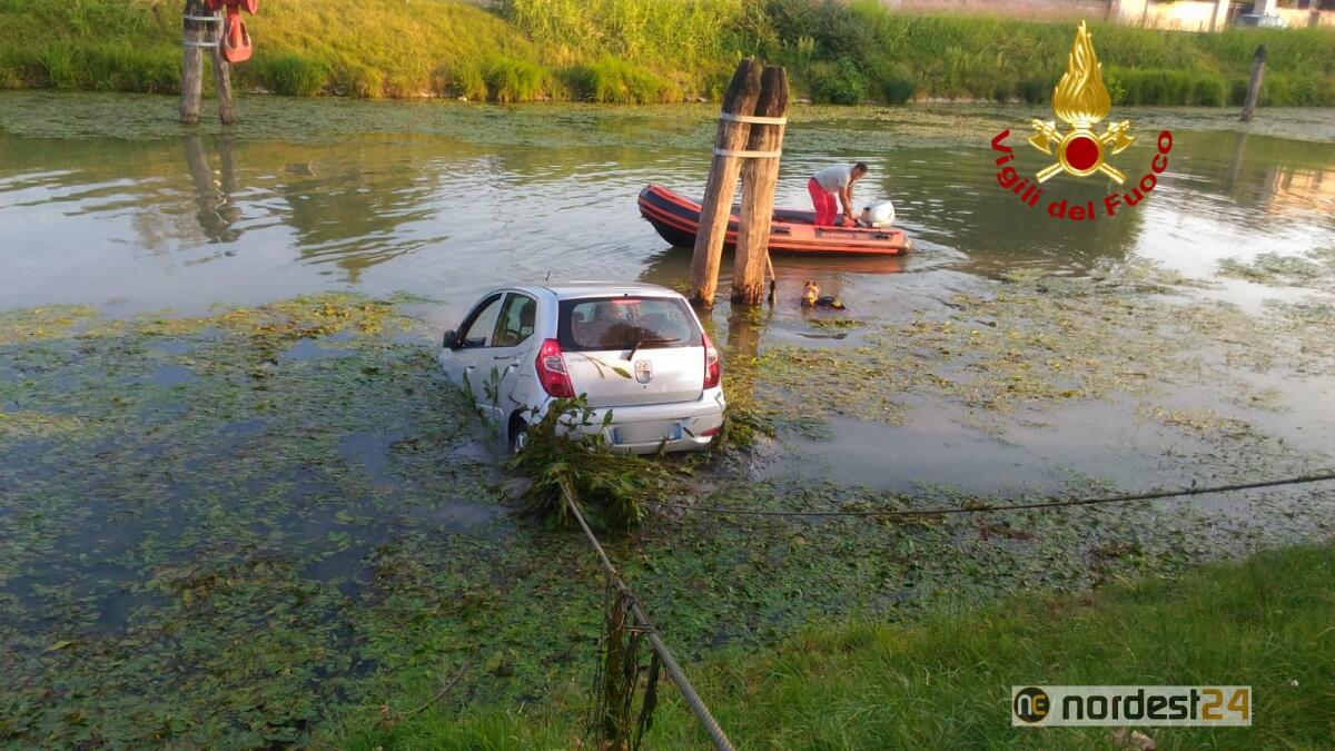 Mira, finisce con l'auto nel fiume: deceduto un uomo - 