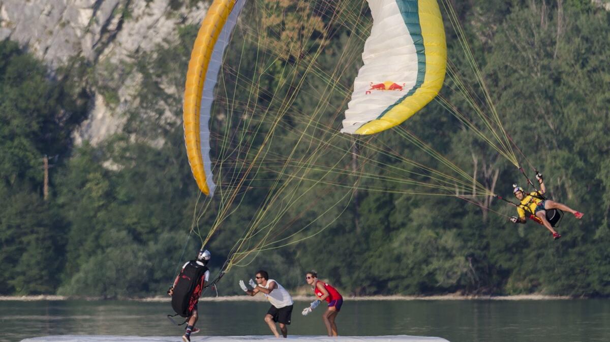 Lago dei Tre Comuni (Ud): da domani la tappa italiana di Coppa del Mondo di parapendio acrobatico - 