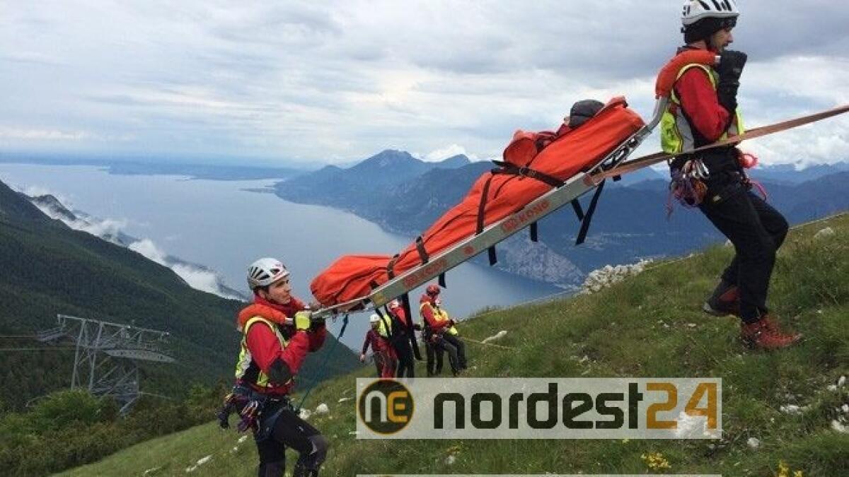 Escursione in vacanza finisce in tragedia: 27enne precipita e muore - 