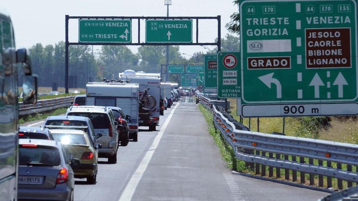 A4, traffico, sabato 24 agosto bollino nero. Le info - 