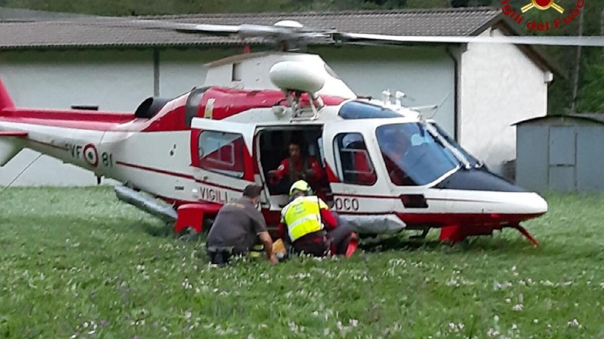 Si perdono tra i monti di Barcis, due giovani recuperati con l'elicottero - 