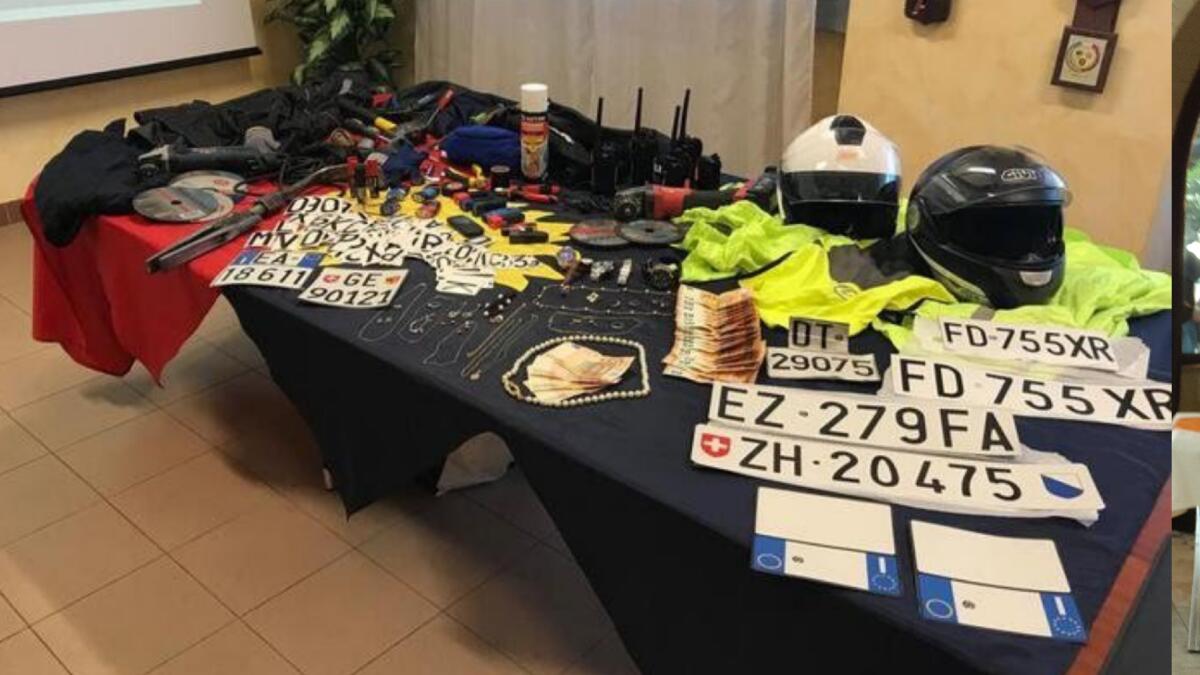 Di giorno si fingevano turisti in camper, di notte rubavano nelle case: 3 arresti - 