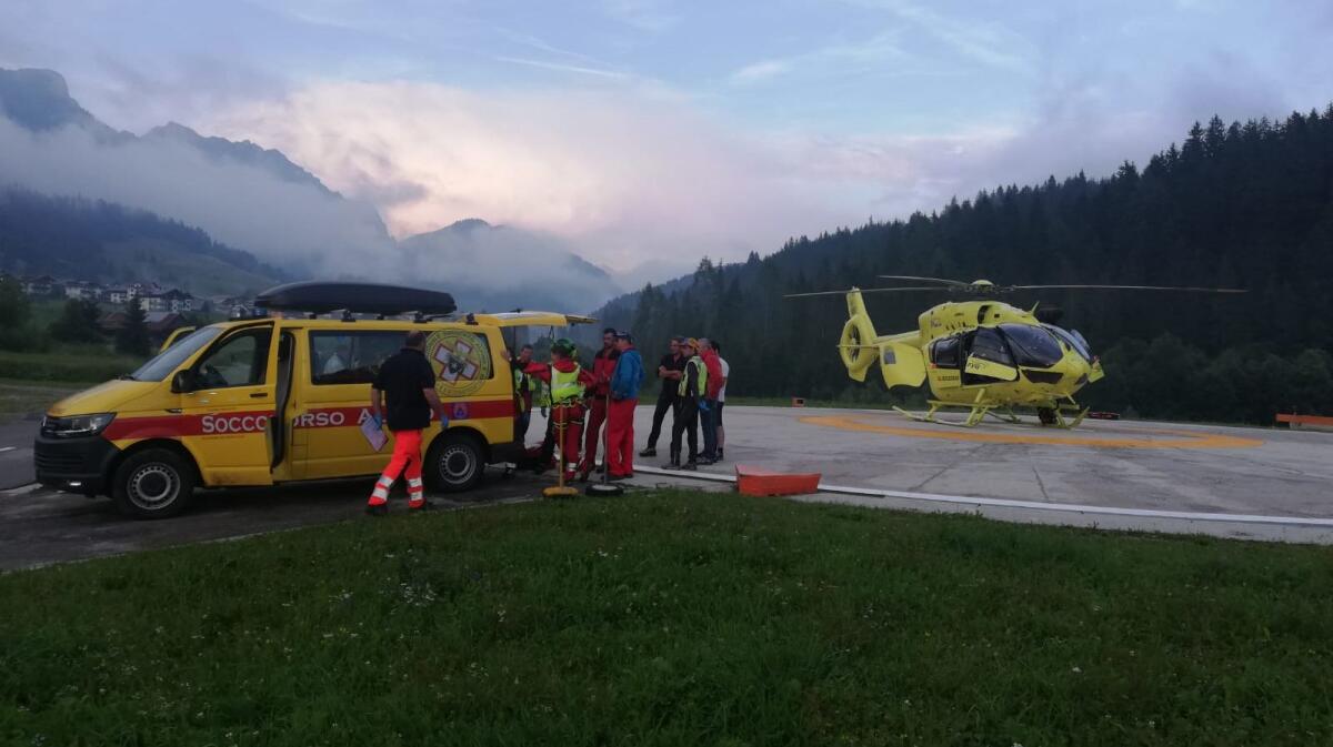 Incornato dal toro a Malga Tuglia: grave un 25enne - 