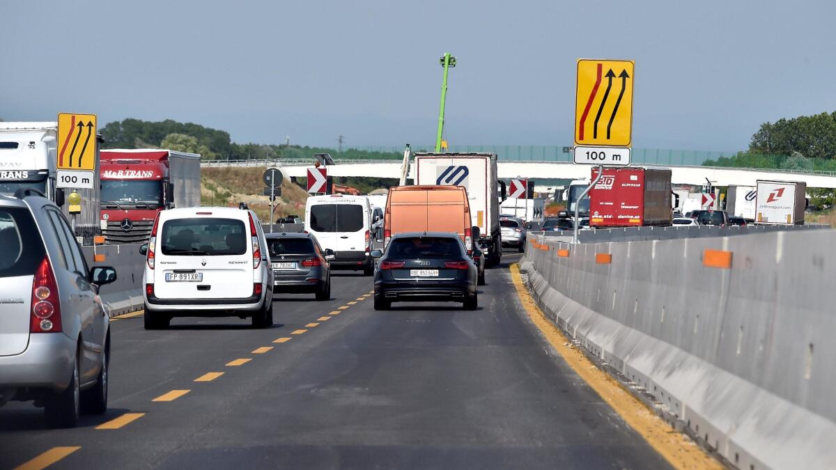 A4, traffico, ore 18: ancora due i chilometri di coda alla barriera di Trieste Lisert - 