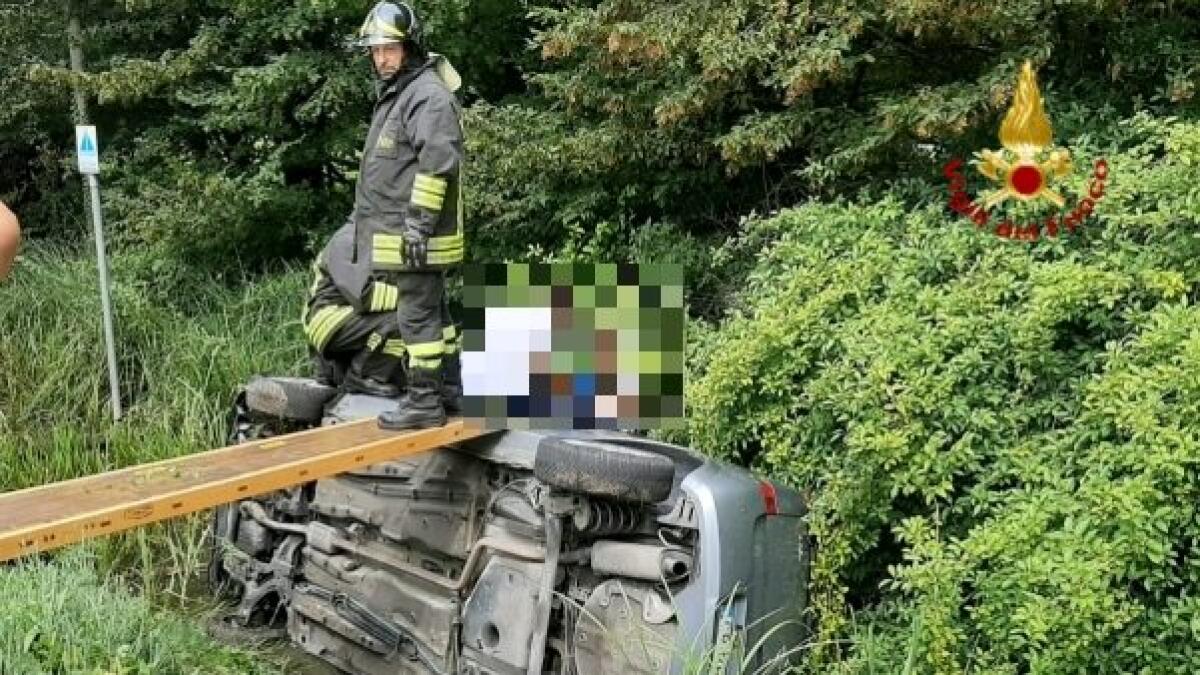 San Donà di Piave, scontro tra due auto: ferita una donna - 