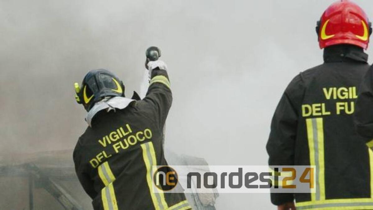 Maniago, esplosione sul lavoro alla Recycla: ustionati 3 operai, uno è grave - 