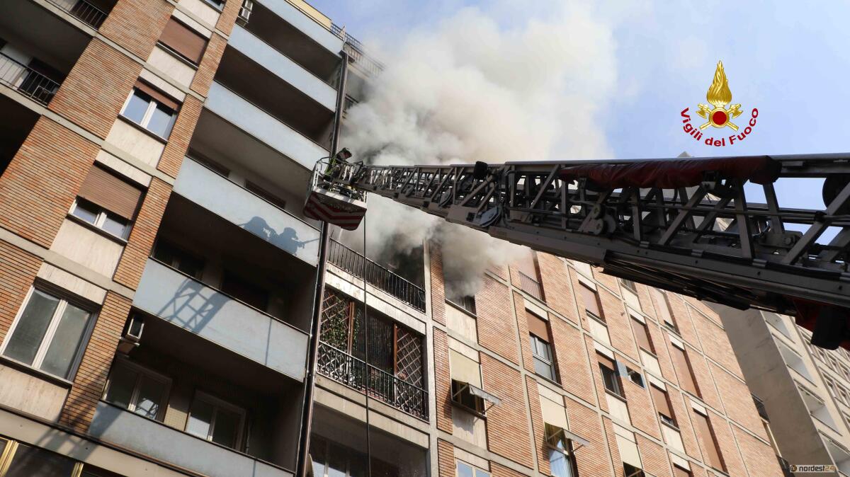Violento incendio in appartamento a Vicenza: salvato un uomo - 