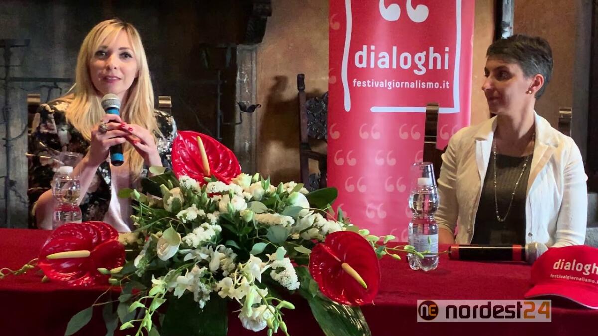 "Dialoghi" Festival itinerante del Giornalismo e della Conoscenza - III appuntamento con LibRiamo - 