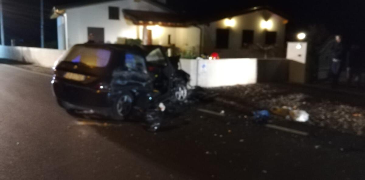 Incidente nella notte a Fiumicello: morto un 22enne - 