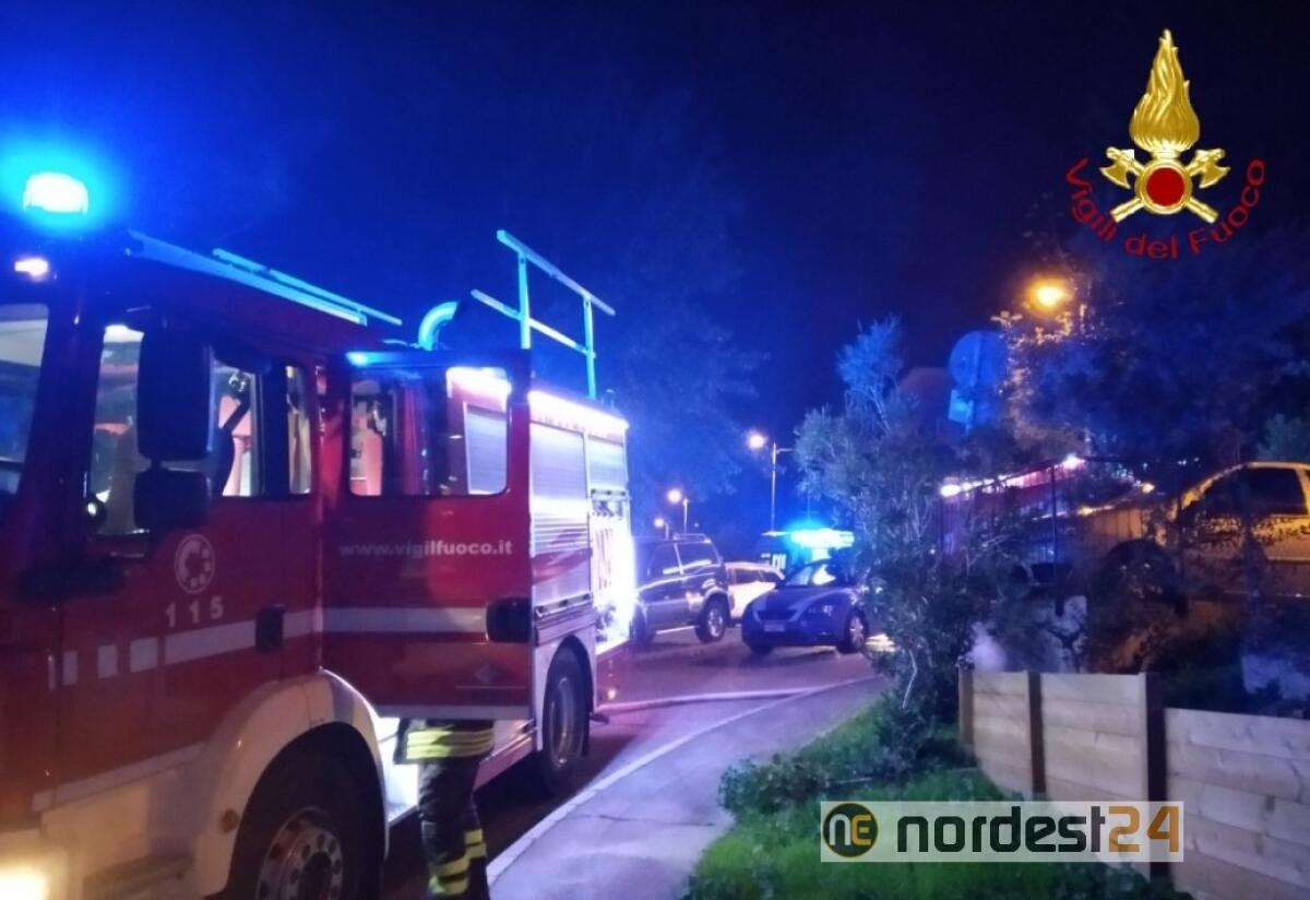 Trieste, bagno a fuoco nella notte: inagibili due appartamenti - 