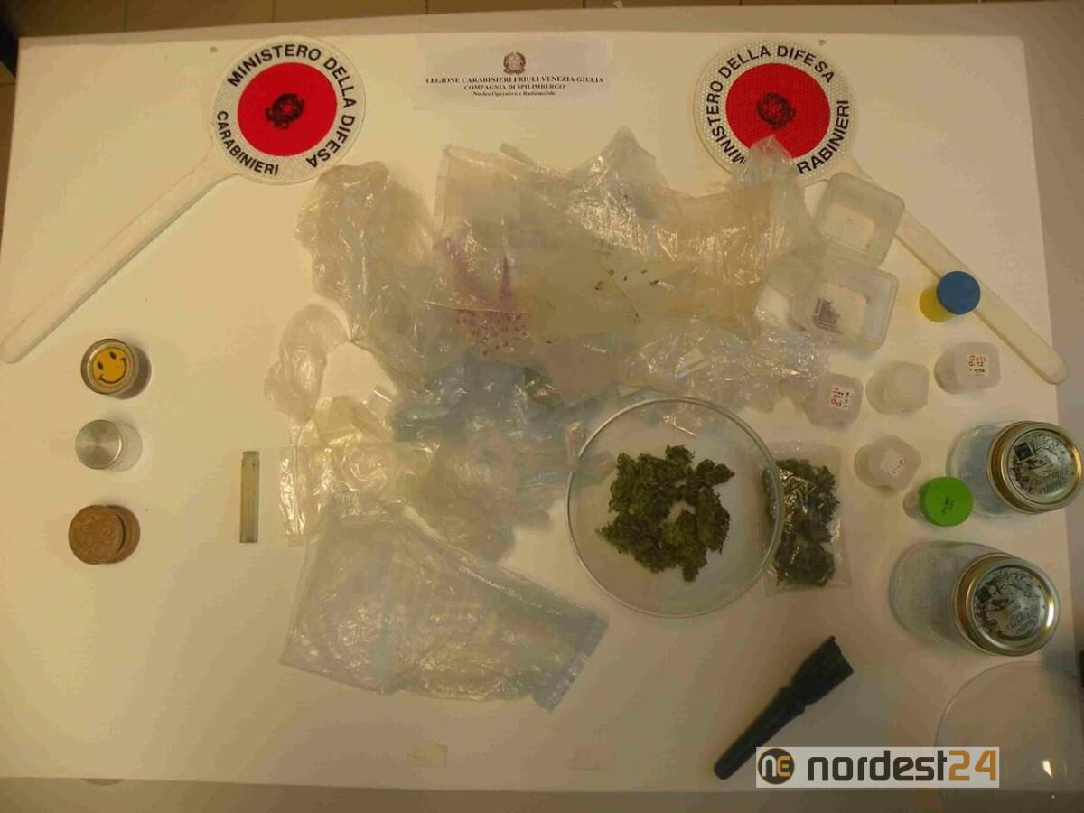 Fanna (Pn). "Rigonfiamento" nelle mutande: carabinieri scoprono la droga - 