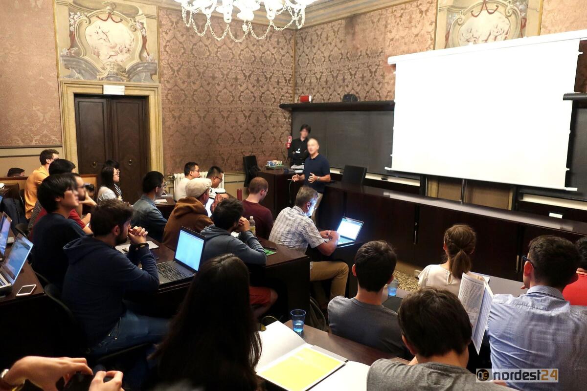 Computer “intelligenti” ma senza programmazione: a Udine si discute di “machine learning” - 