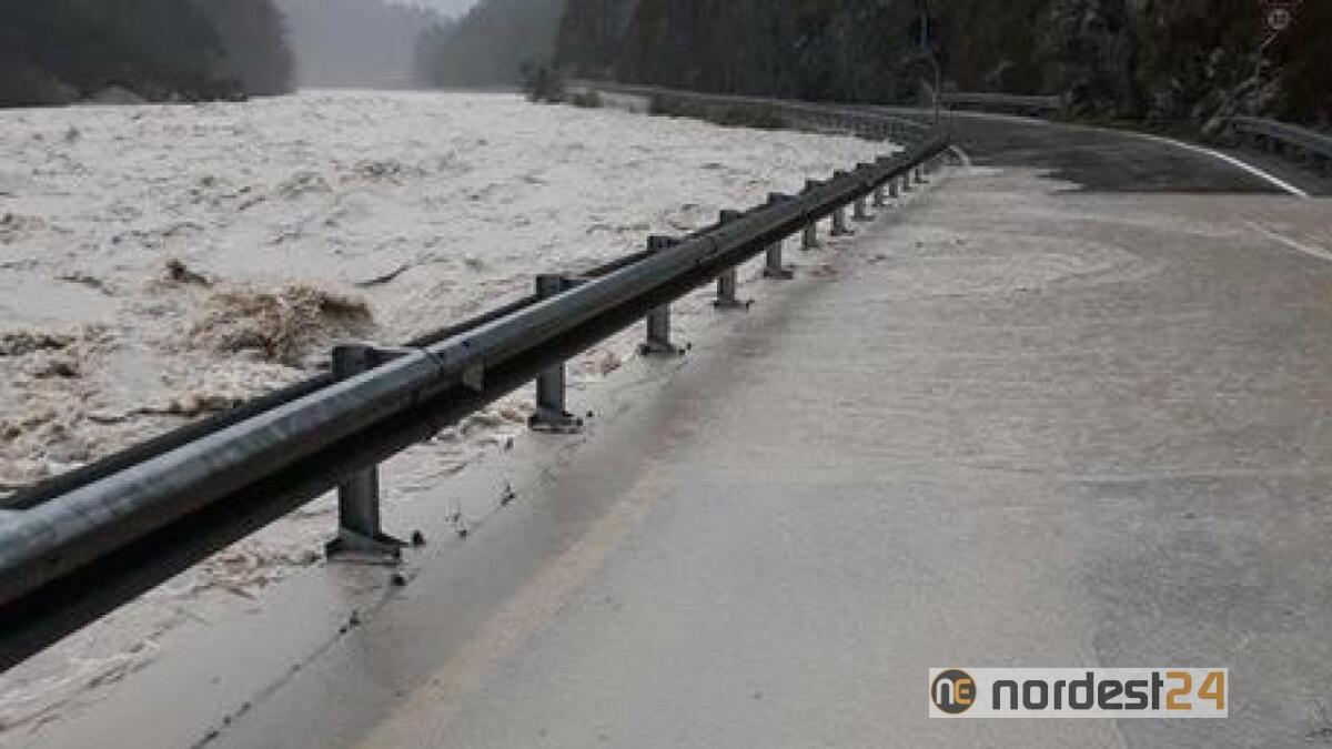 Esonda il Cellina: impossibile raggiungere l'alta Valcellina dal pordenonese - 