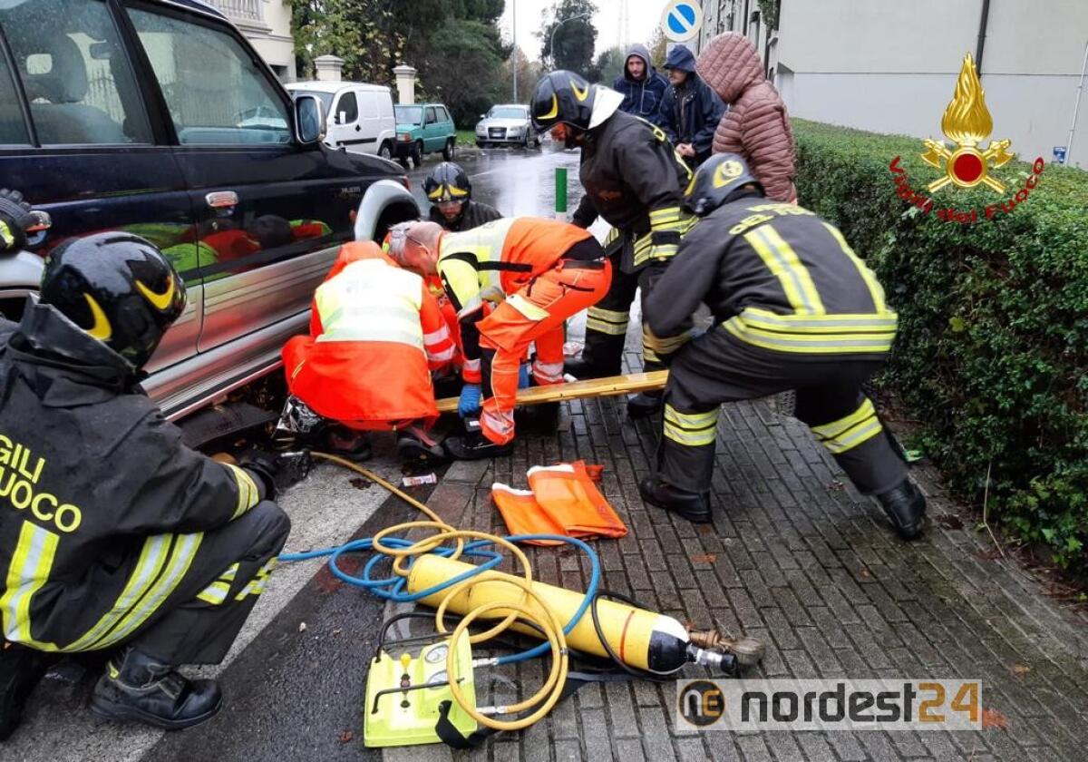 Centauro finisce sotto un SUV: 40enne in gravi condizioni - 