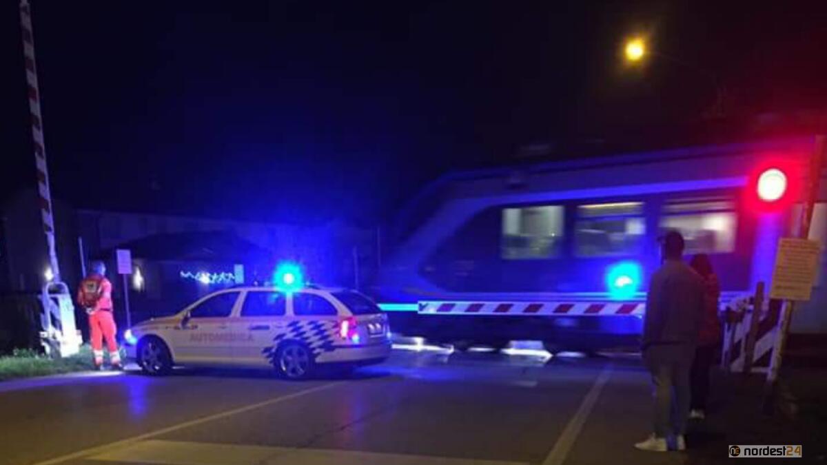 Sacile. Passaggio a livello da brivido: passa il treno, ma la sbarra non si abbassa - 