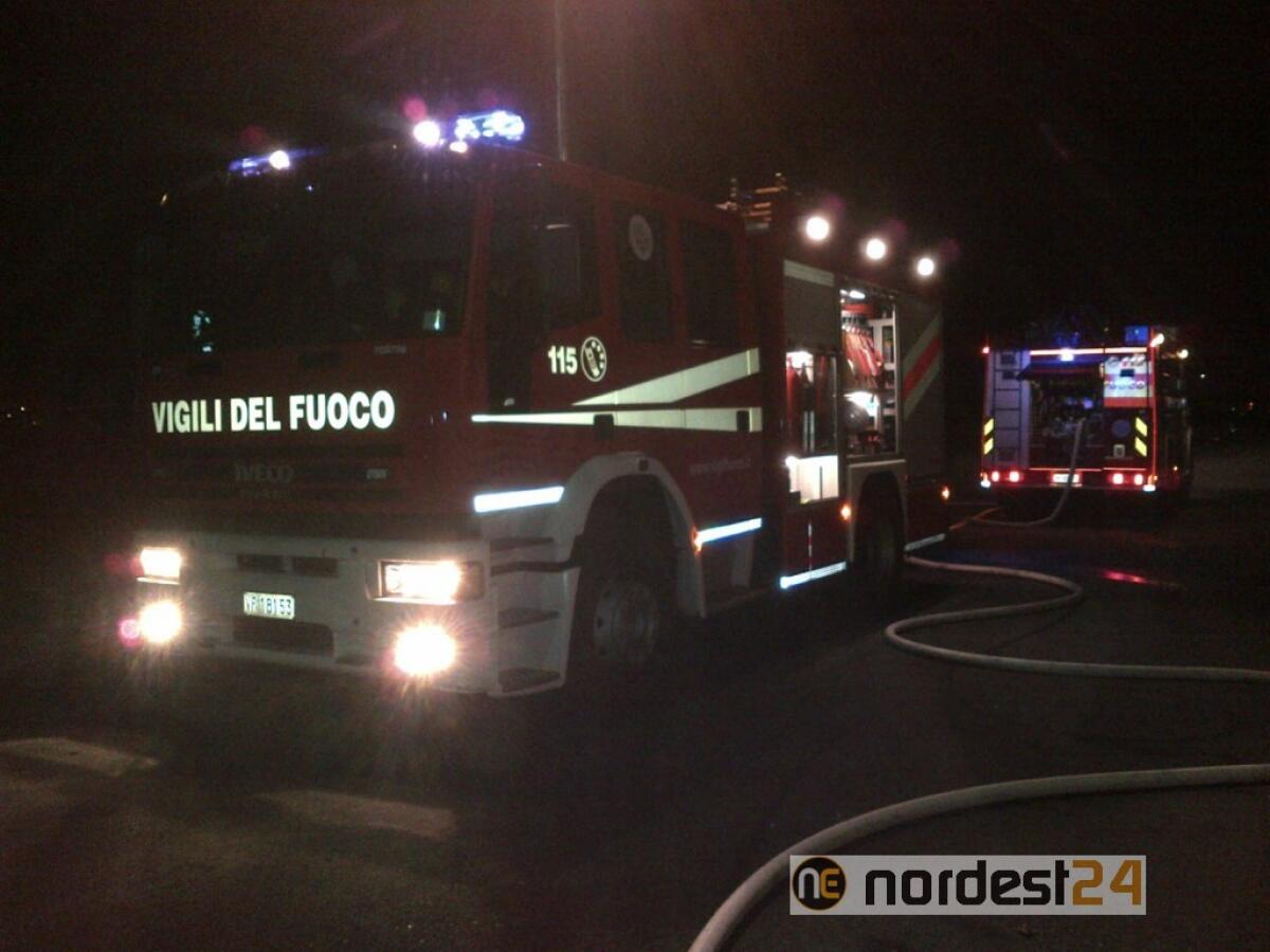 Lignano. Incendio nella notte in appartamento: 30enne intossicato - 