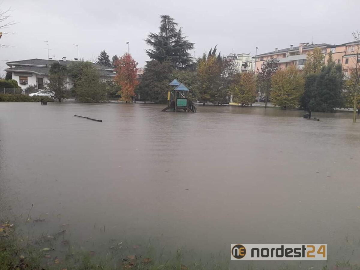 Maltempo, nubifragio ed allagamenti a Portogruaro - 