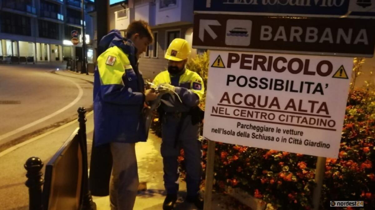 A Grado è allerta acqua alta: previsti nuovi allagamenti domani mattina - 