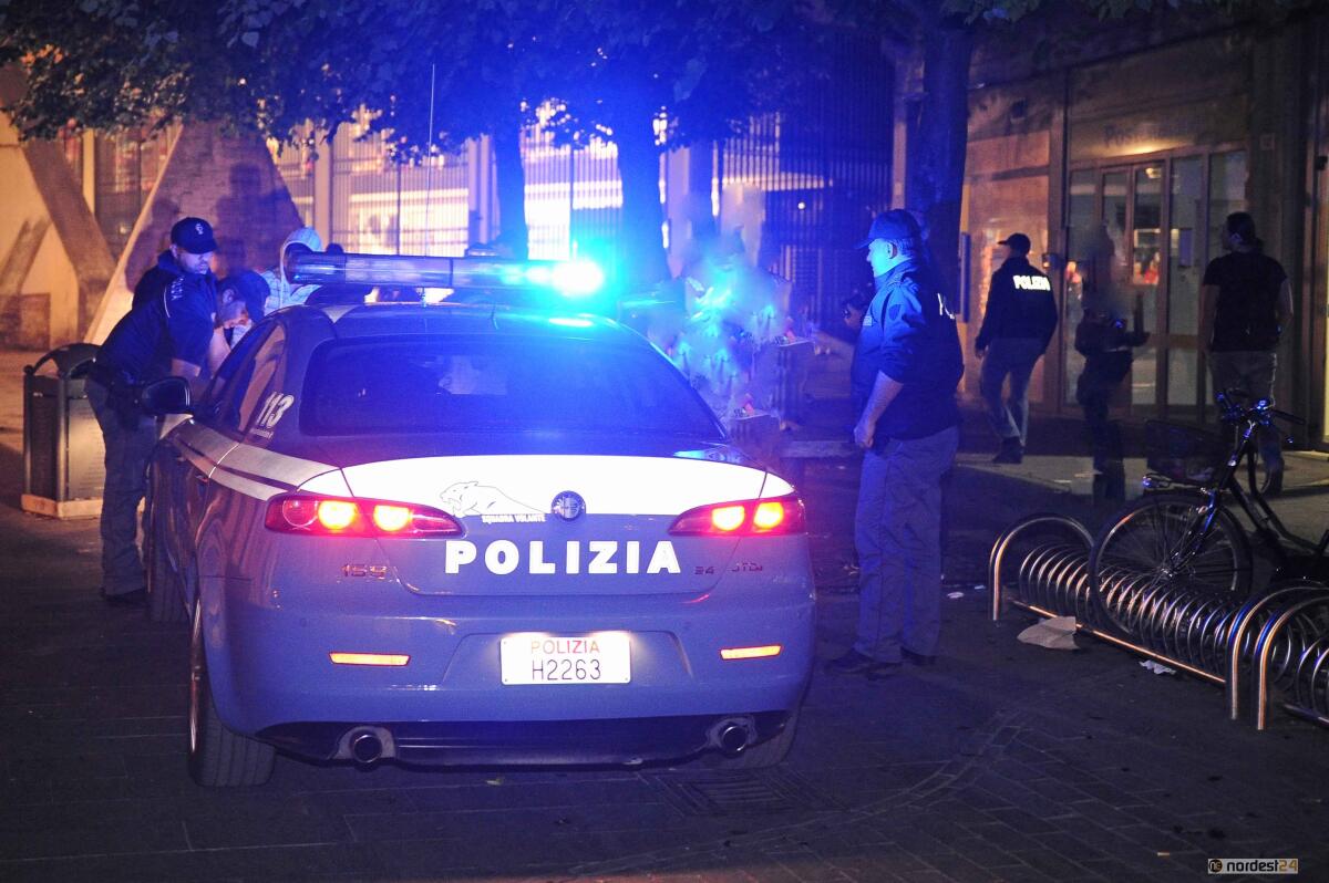 Trieste, sorpresi a rubare rame in azienda: rincorsi e arrestati - 