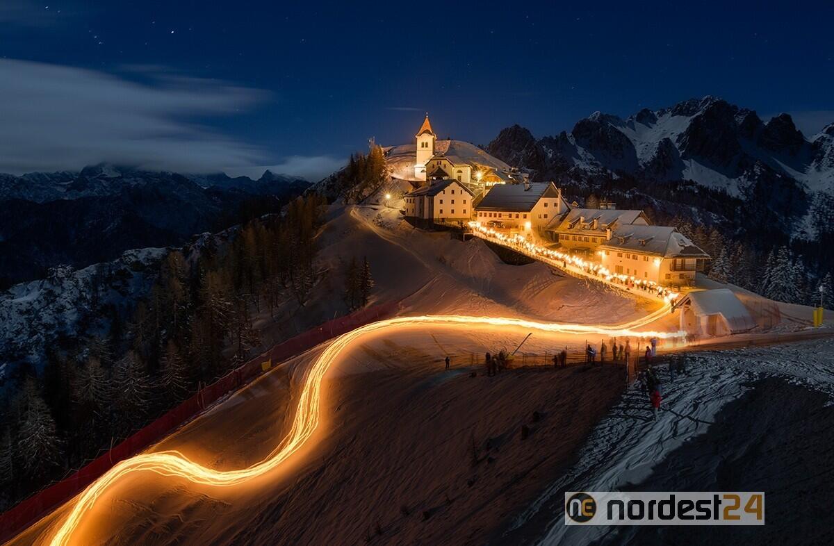 La fiaccolata del Lussari: una magia che si ripete, 1 gennaio 2020 - 