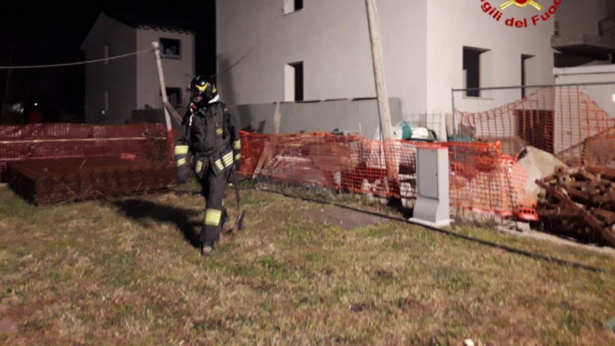 Incendio a Cassola: a fuoco il garage di un'abitazione - 