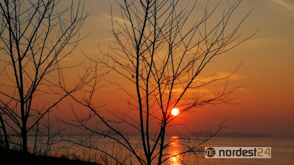 Il tramonto visto dalla Laguna Nord a Cavallino-Treporti, 16 gennaio 2020 - 