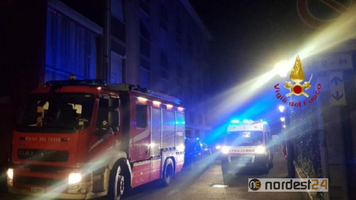 Respira con l'ossigeno, ma si accende una sigaretta: 80enne ustionato - 