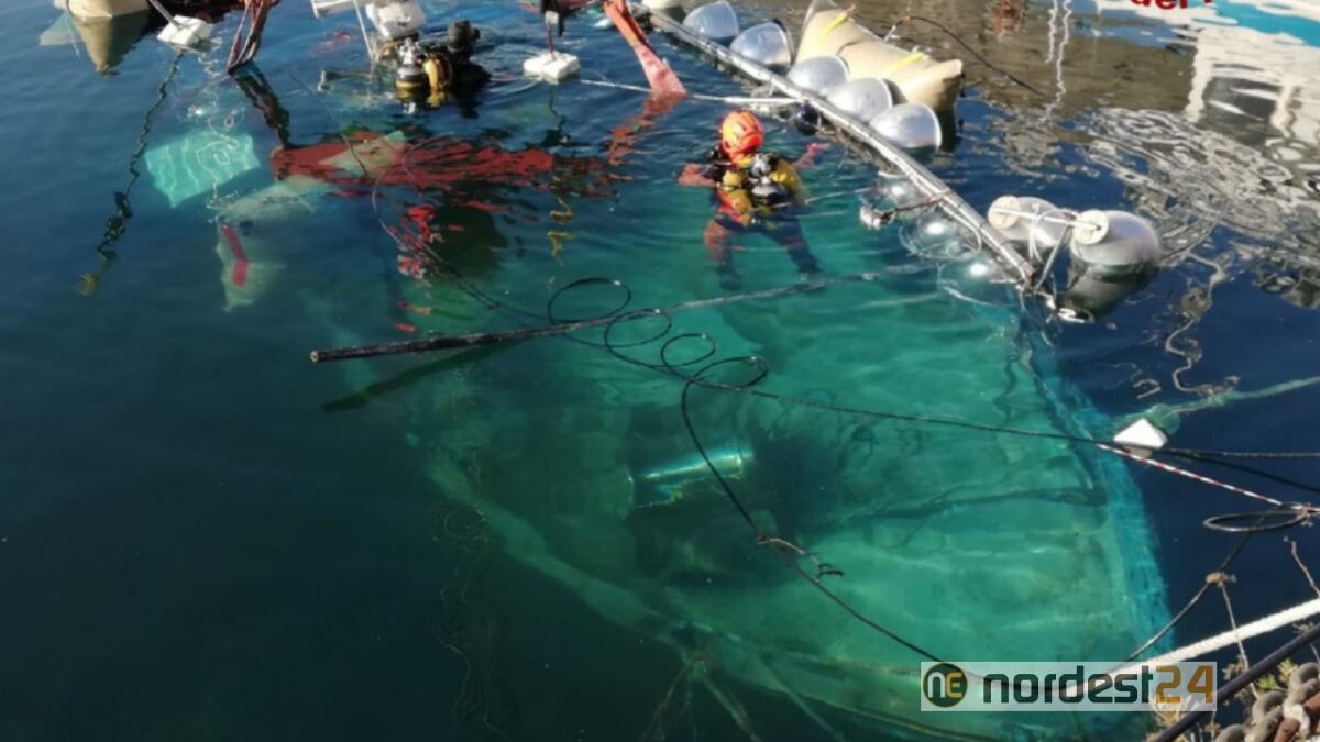 Trieste. Affonda un peschereccio di 13 tonnellate: recuperato dai pompieri - 