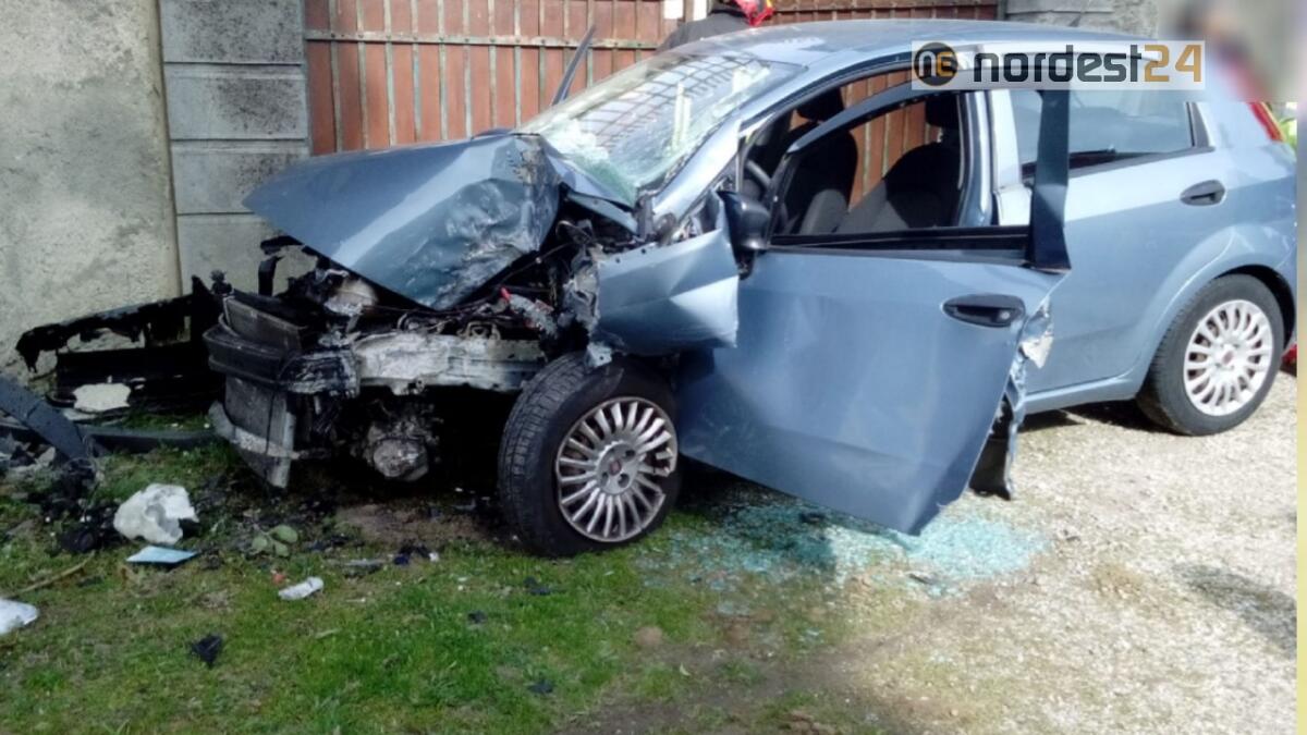 Incidente a Case di Manzano: schianto contro il muro, morto Renato Menossi - 