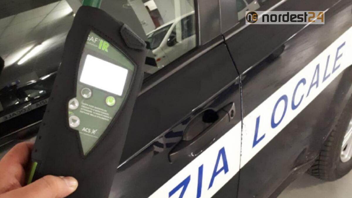 Jesolo. Guerra all'uso di alcol alla guida: 2 nuovi etilometri - 