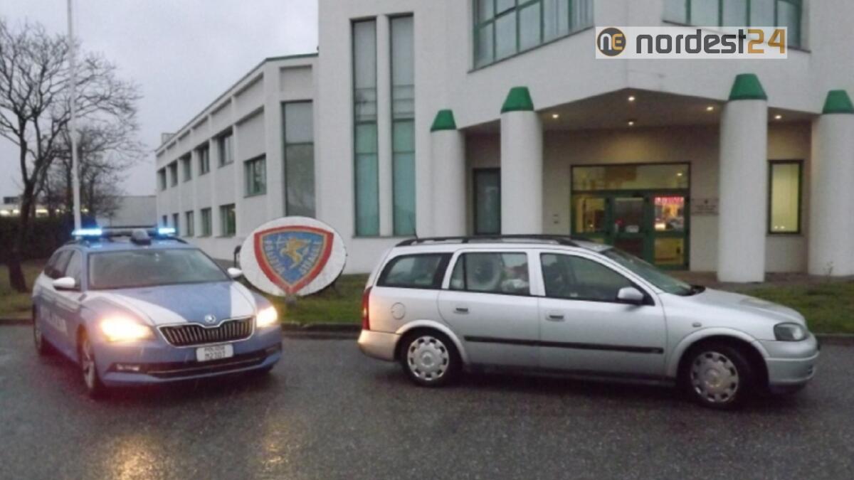 Contromano in autostrada lungo il "nodo di Palmanova": tragedia sfiorata - 