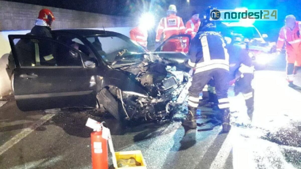 Incidente a Prata di Pordenone: schianto contro il muro, 2 feriti gravi - 