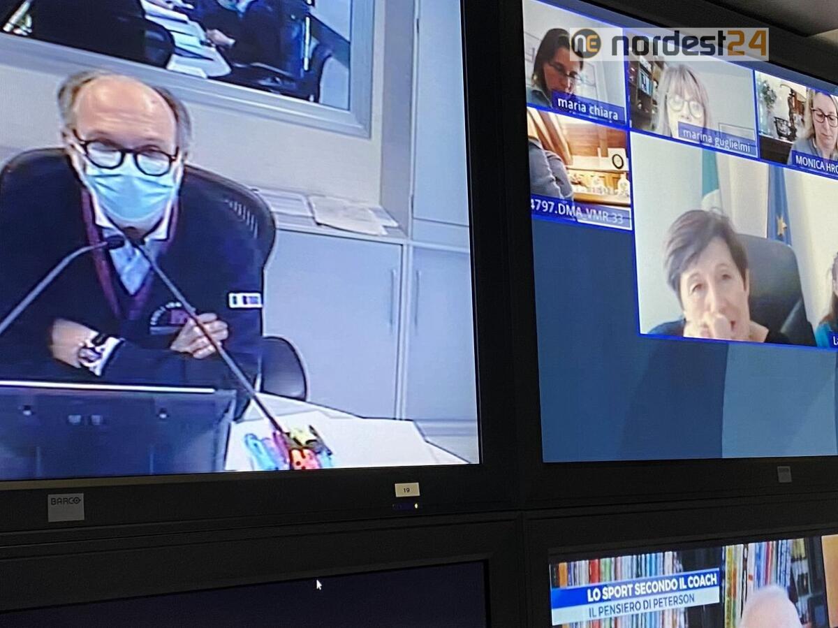 Coronavirus, Fvg: sforzi della Regione orientati a Dpi e terapie intensive - 