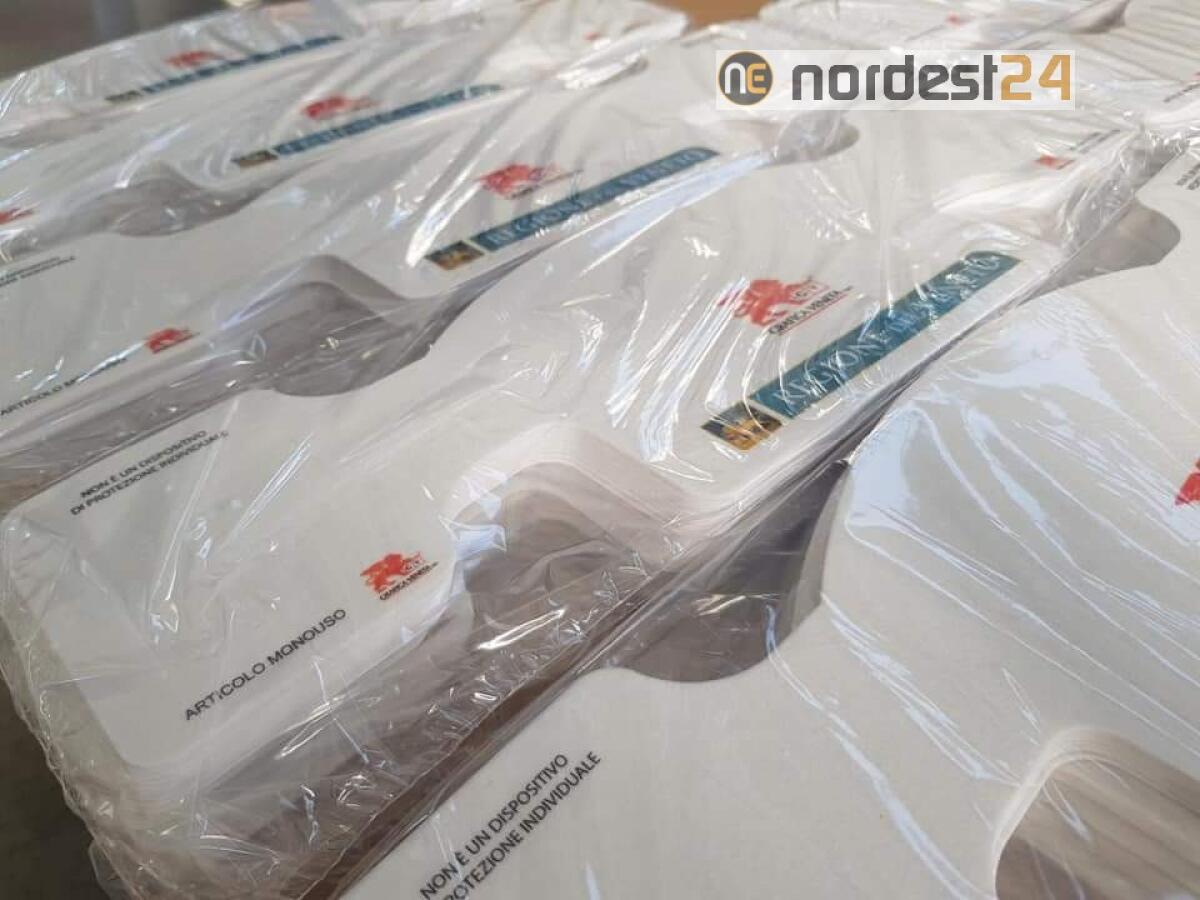 A Caorle continua la consegna porta a porta delle mascherine protettive - 