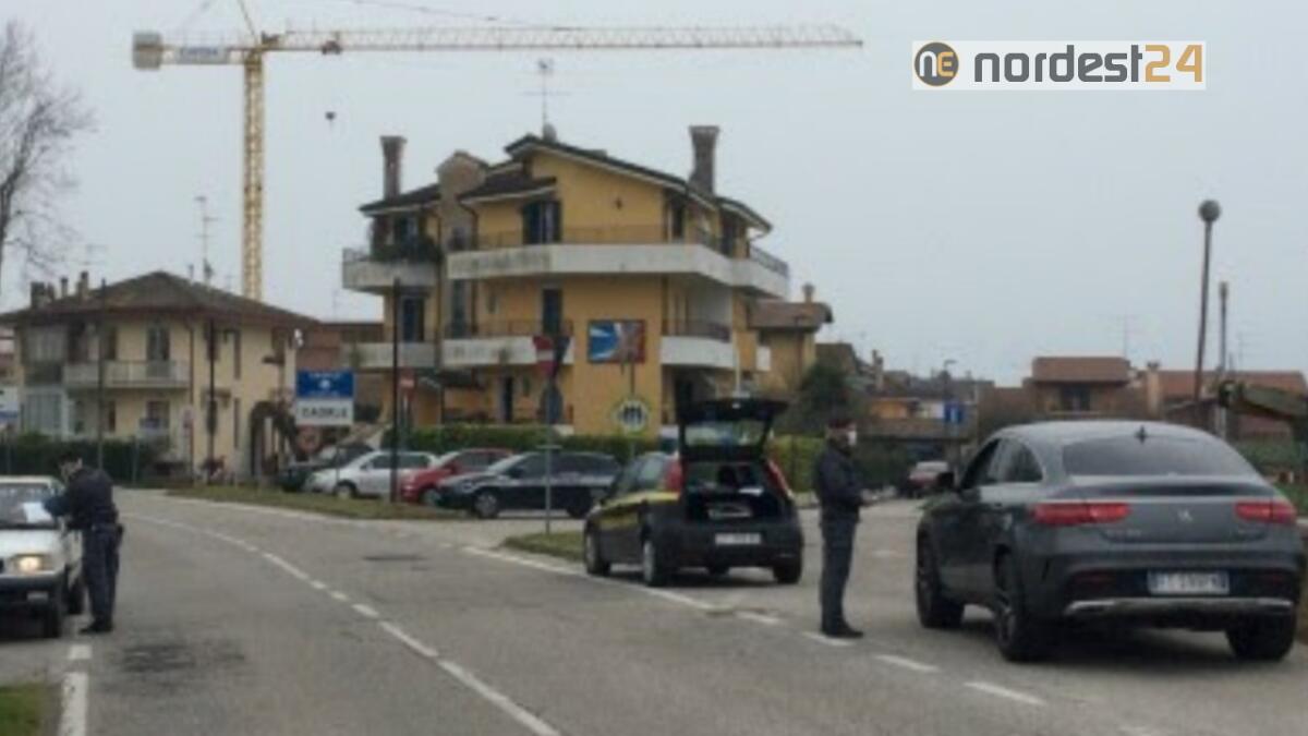 Caorle, 4 denunce questa mattina: erano al Bar contro il regolamento - 
