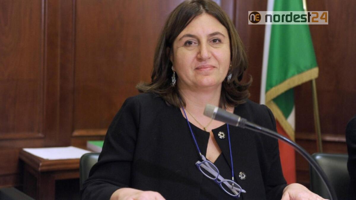 Coronavirus, ministra firma il decreto, indennità di 600 euro ai lavoratori - 