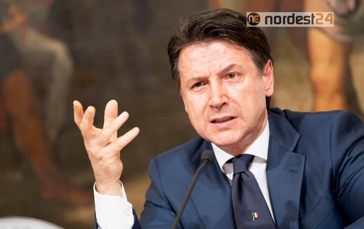 Conte, riunione terminata: i dettagli per la fase 2, mobilità e riaperture - 