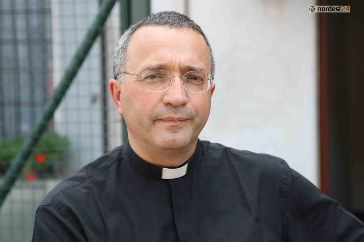 Coronavirus, a Piacenza prete dice messa: "Non abbiate paura di venire in chiesa" - 