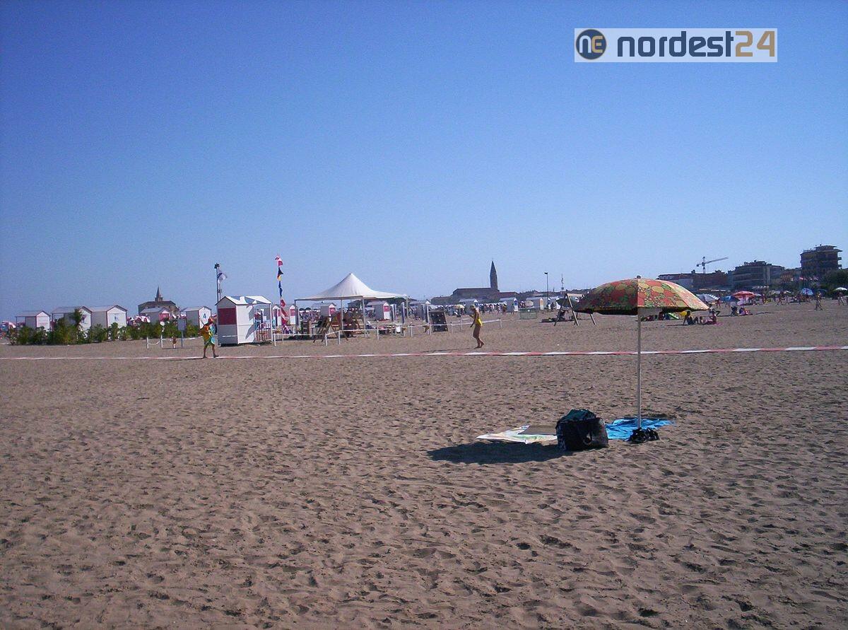 Plexiglass in spiaggia?  Una bufala, Zaia: "è inquietante solo l'idea, non esiste" - 